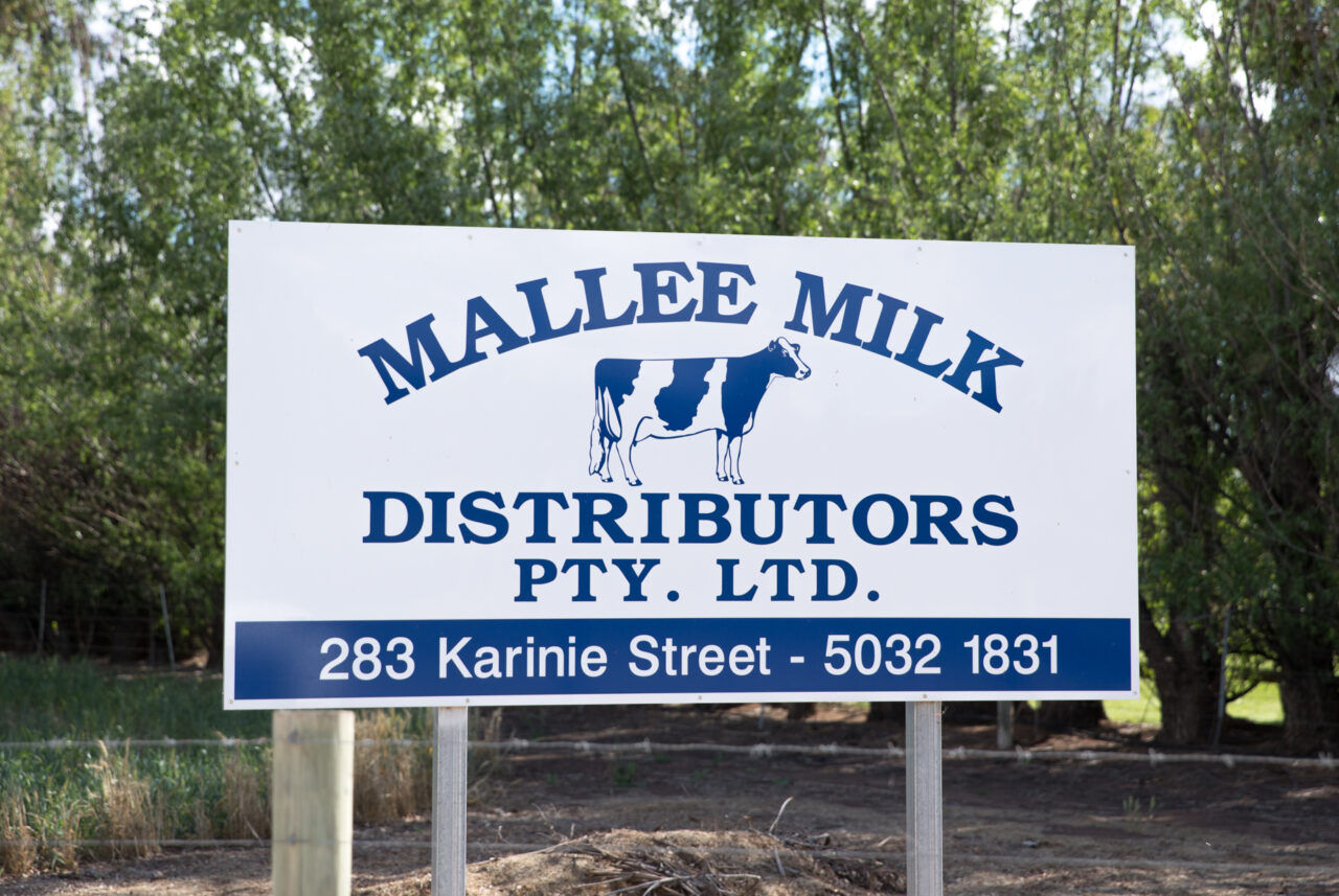 Mallee Milk Distributors Distributing major lines of confectionary